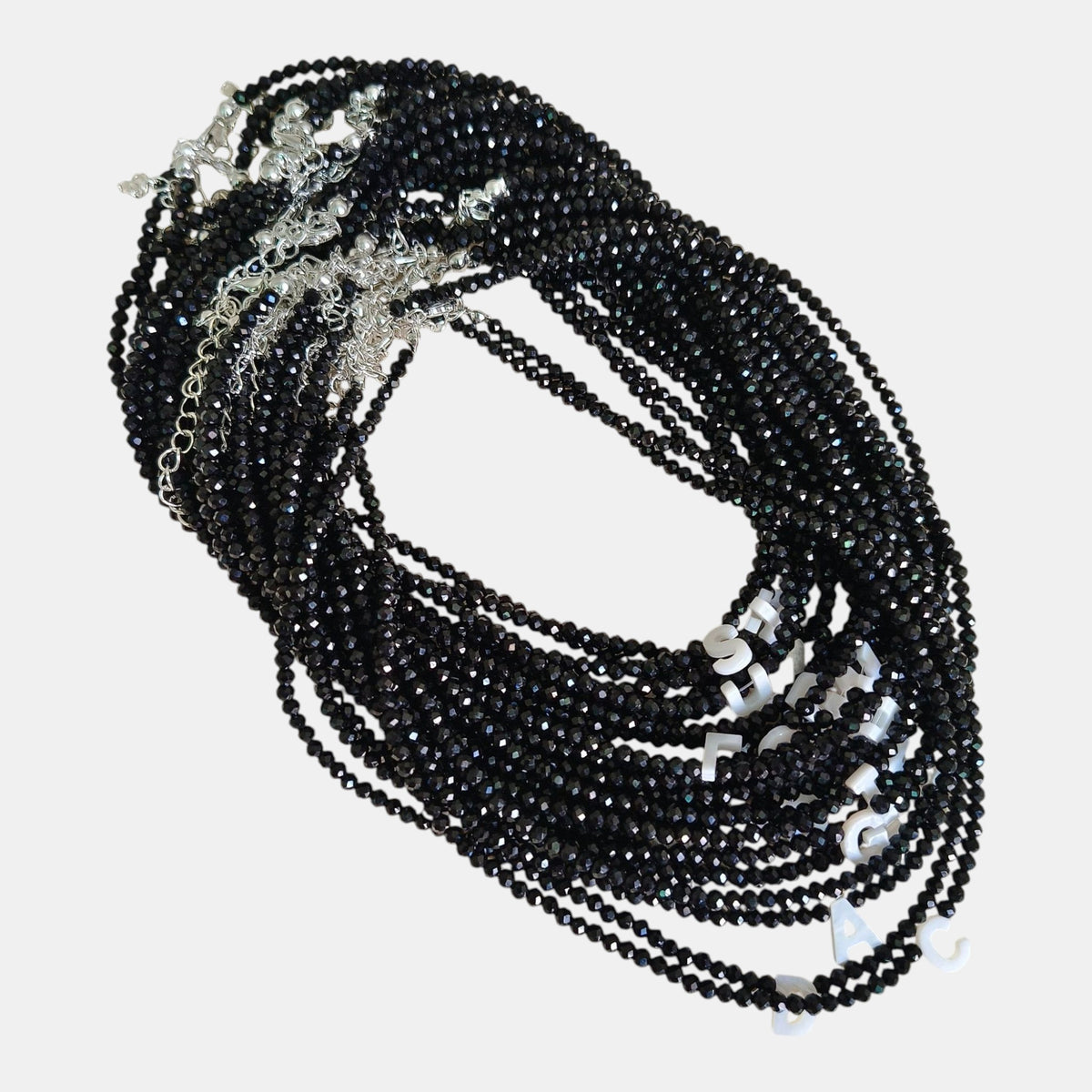 Collar con Letra