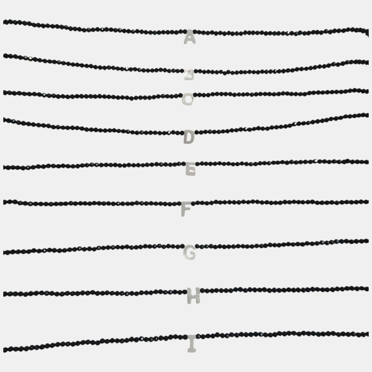 Collar con Letra
