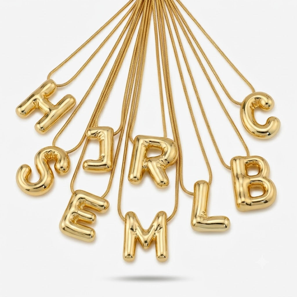 Collar Letra Globo