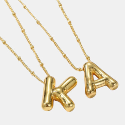 Collar Letra Globo