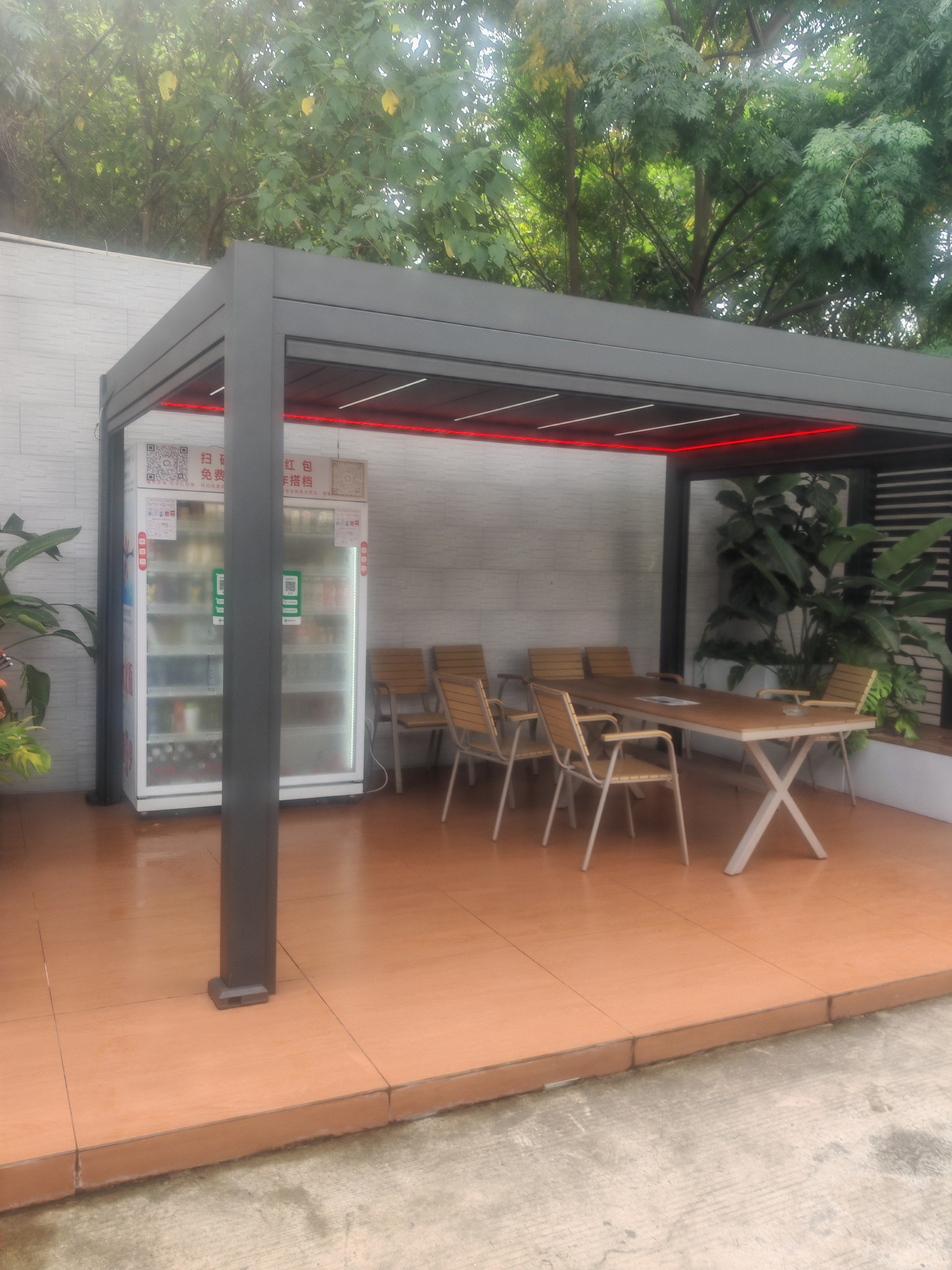 Pérgola bioclimática vista vertical, altura 2,50 m
